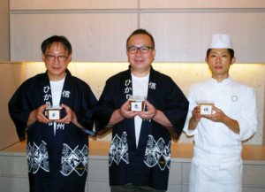 「特に禅はお薦め」と林善博社長(写真中央/ひかり味噌)