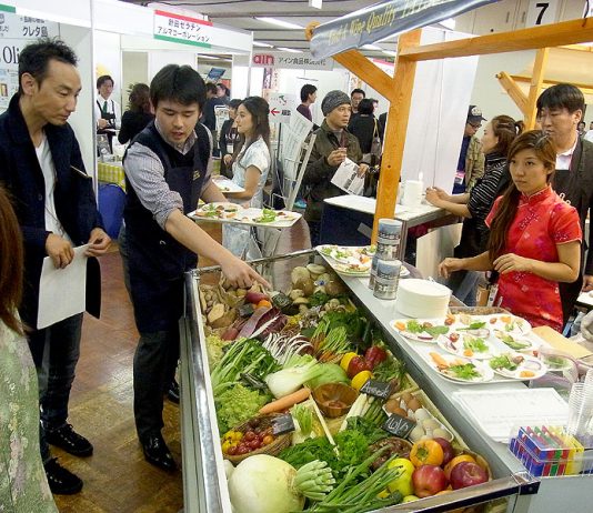 イタリア料理専門展「ACCI Gusto 2016」 全国の有名シェフ集結 ACCI Gusto 2016 イタリア食材としてこだわり野菜も登場(第4回展示会から)