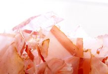 削り節 家庭用市場が健闘 牽引するトッピング用途 削り節 市況
