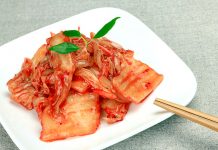 キムチ 天候不順で原料白菜が高騰 上期の貯金、下期に吐き出す キムチ 白菜高騰