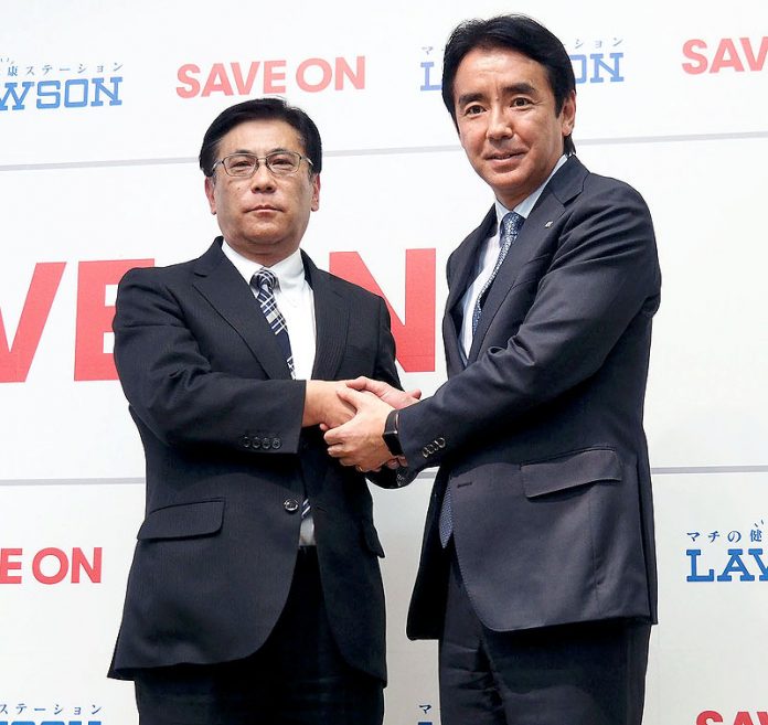 セーブオン平田社長㊧とローソン竹増貞信社長