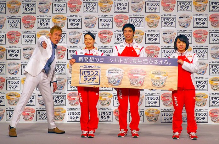 明治ブルガリアヨーグルト バランスランチ（じゅんいちダビッドソン、笹田夏実、白井健三、村上茉愛）
