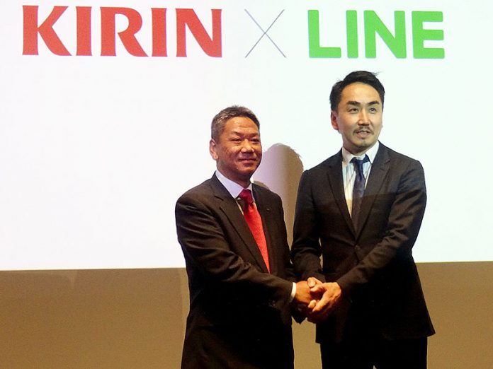 キリンビバＶＶ・岩田実社長㊧とＬＩＮＥ・出澤剛社長