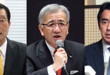 コンビニ決算会見ハイライト 各陣営の戦略は コンビニ決算会見 (左から)ユニー・ファミマHD高柳社長、セブン&アイHD井阪社長、ローソン竹増社長