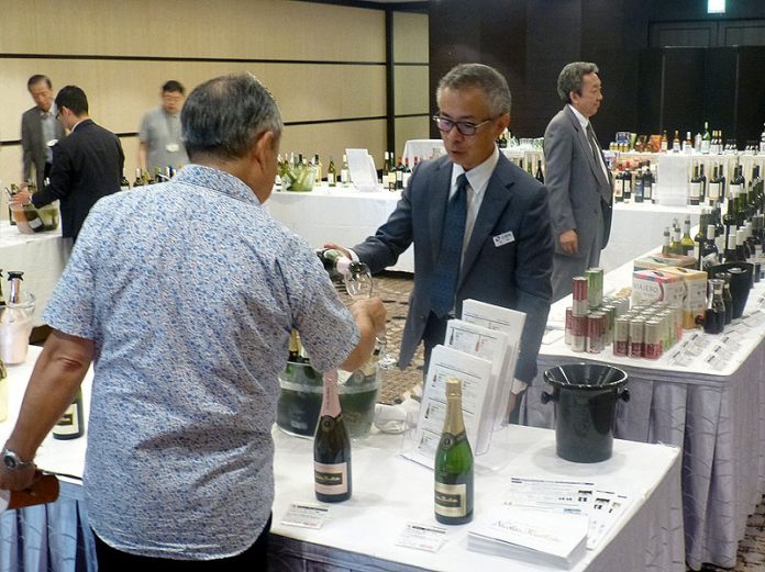 輸入ワイン試飲展示会 日本酒類販売中部支社三重支店