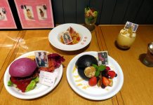 “インスタ映え”するコラボカフェ活況 SNS投稿目的の利用拡大で 「ガラスの仮面カフェ」のコラボメニュー