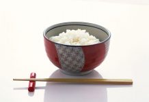 シニアの白ご飯離れ 和日配への影響いかに 白ご飯 漬物 減少