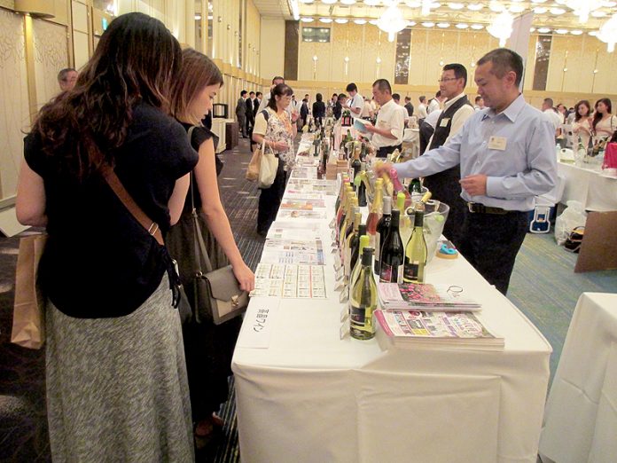 酒類総合展示試飲会「九州発　飲み方改革！」 今泉酒類販売 日本酒類販売
