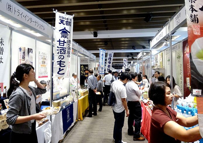 「通販食品展示会」の様子