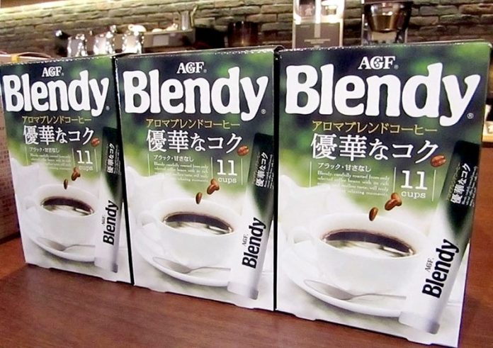 「ブレンディ®」新商品の１つ「アロマブレンドコーヒー　優雅なコク」はインスタントコーヒーに華やかな香りやコクを高めるアロマを加えたコーヒー