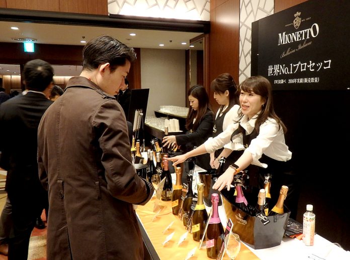 「ワイン＆リカー試飲展示会」（伊藤忠食品）