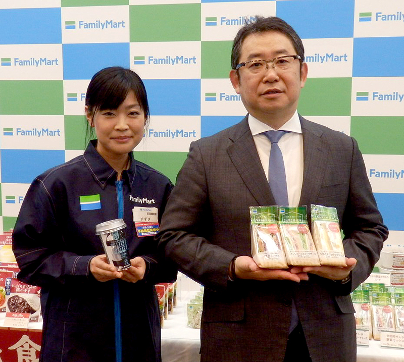 佐藤英成常務執行役員商品 物流 品質管理本部長 ファミリーマート 食品新聞 Web版 食品新聞社