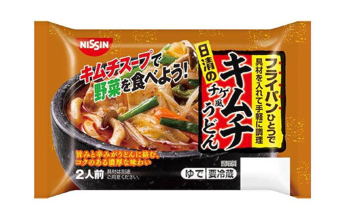 「フライパンひとつで キムチチゲ風うどん」（日清食品チルド）