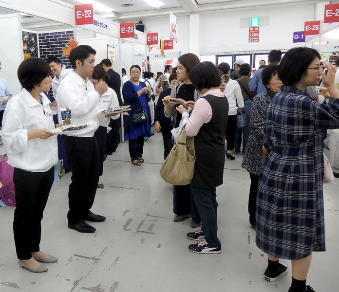 初のイベントに約１万人が来場した（美・食・住ｙｏｕｍｅ発見２０１８）