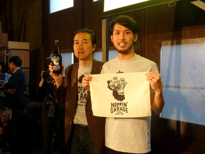 林直樹取締役執行役員（㊧　サッポロビールと山本雅也社長（キッチハイク）