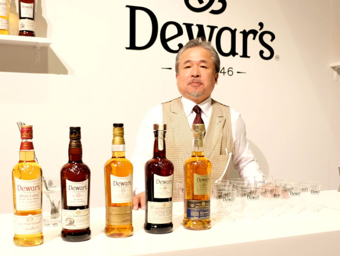 名誉アンバサダーの酒向明浩氏（デュワーズ）