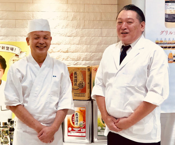 著名料理人の野崎洋光氏㊧（分とく山）、黒須浩之氏（神楽坂くろす）が講師に（Ｊオイルミルズ料理セミナー）