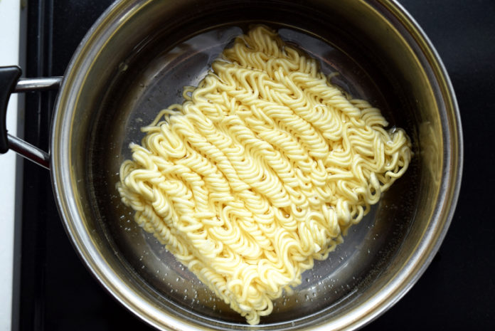 即席袋麺、復活へ ダウンサイズ、個食提案 新規ユーザー獲得に成果