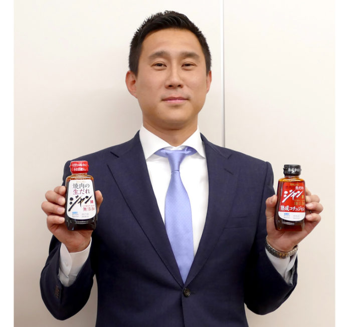 発表会で全峰碩社長（モランボン）