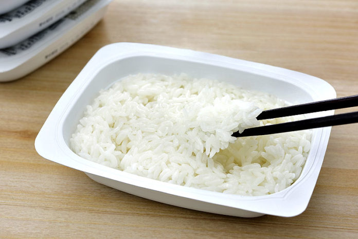 存在感増すパックご飯