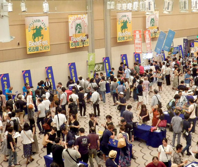 多くの来場者で賑わう会場（ビアフェス名古屋２０１９）