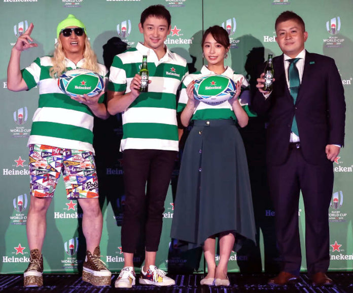PRイベントに登壇した（左から）ＤＪ ＫＯＯさん、山本耕史さん、宇垣美里さん、平田透氏（ハイネケン・キリン）