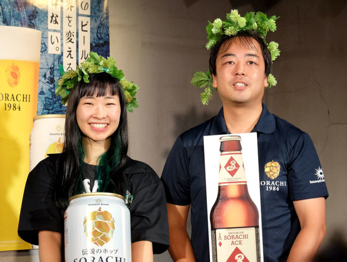 尹惠楨氏㊧（キリンビール）と新井健司氏（サッポロビール）
