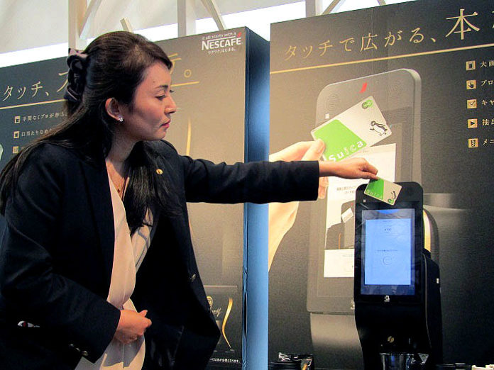 交通系電子マネーを使った決済（ネスカフェ ゴールドブレンド バリスタ デュオ プラス）