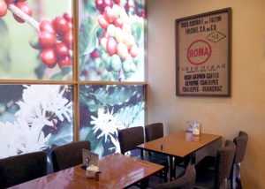 日本橋本店の喫茶スペース(ミカド珈琲)