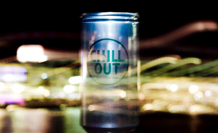 リラクゼーションドリンク「ＣＨＩＬＬ ＯＵＴ」（Ｅｎｄｉａｎ（エンディアン社））
