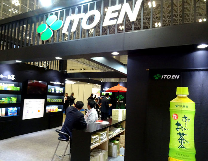 「“日本の食品”輸出EXPO」の伊藤園ブース