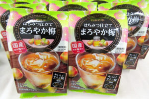 「日東紅茶 はちみつ仕立て まろやか梅」