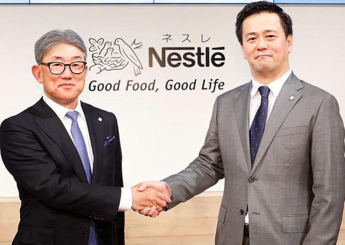 高岡浩三社長㊧と深谷龍彦次期社長（ネスレ日本）