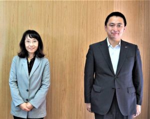 上原万里子教授㊧(東京農業大学)と脇田義久氏(ポッカサッポロフード&ビバレッジ基盤技術研究所)