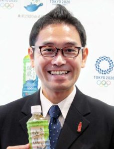 「ライトユーザーに『綾鷹』の良さを」と語る助川公太氏(日本コカ・コーラ)