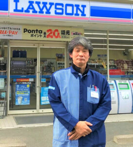 「水1本買えないのは本当に辛い。備えとともに、家族・従業員といざという時の対応を話し合うことも必要」と遊佐オーナー(ローソン亘理山元店)
