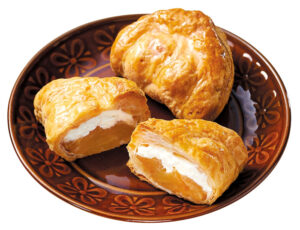 解凍せずそのまま食べられる「アップルパイ」(ローソン)