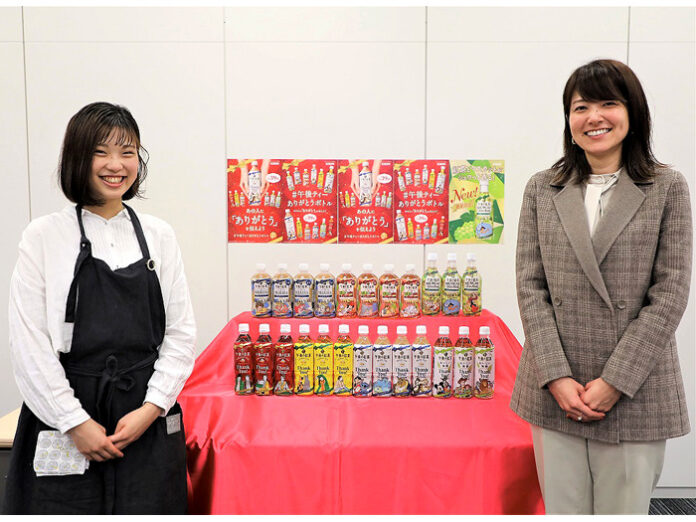 管理栄養士のrinaさん㊧とキリンビバレッジの加藤麻里子マネージャー