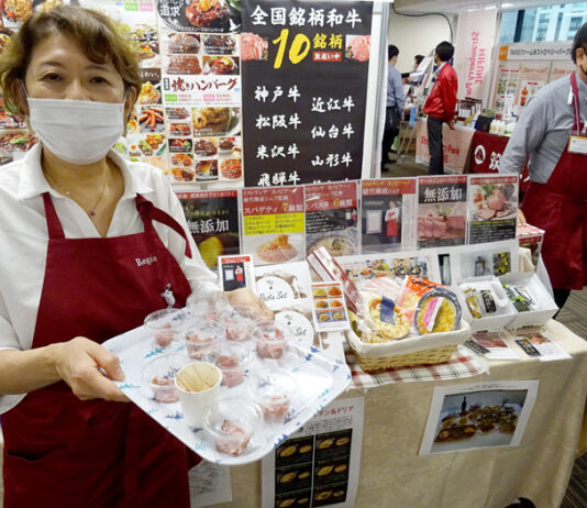 通販食品展示商談会(上) ブランド牛や鶏肉、馬刺しなど 生産者とのネットワーク生かす レガーロ(通販食品展示商談会)