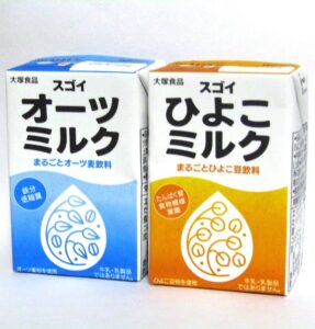 左から「スゴイオーツミルク」と「スゴイひよこミルク」 - 食品新聞 WEB版（食品新聞社）