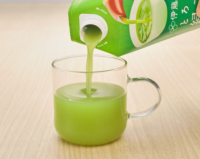 「とろり緑茶」は東京大学医学系研究科イートロス医学講座 共同研究の成果を利用したとろみ付き緑茶飲料