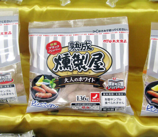「燻製屋熟成あらびきウインナー大人のホワイト　ジッパー付き」（丸大食品）