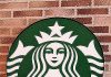 スターバックス コーヒージャパンは2月15日から、コーヒー・ラテ・フラペチーノなど定番ドリンクやフードの一部商品を値上げする。