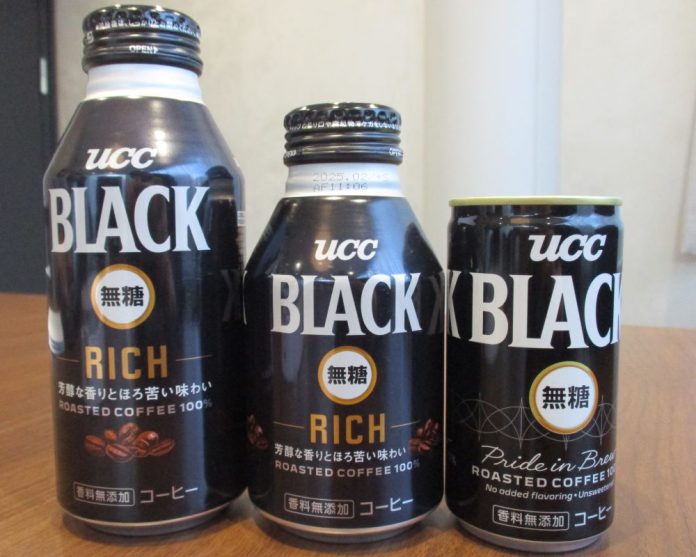 左から「UCC BLACK無糖 リキャップ缶（375g、275g）」「UCC BLACK無糖 缶（185g）」