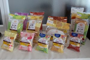 米粉パン商品群 - 食品新聞 WEB版（食品新聞社）