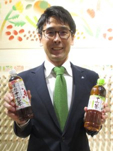 アサヒ飲料の内田プロデューサー - 食品新聞 WEB版（食品新聞社）