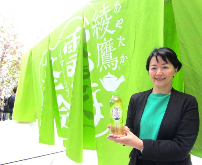 日本コカ・コーラの下永加奈子マーケティング本部トータルティーカテゴリー事業本部緑茶事業部ディレクター