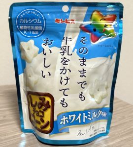 「そのままでも牛乳をかけてもおいしい しみチョココーン ホワイトミルク味」（50g） - 食品新聞 WEB版（食品新聞社）