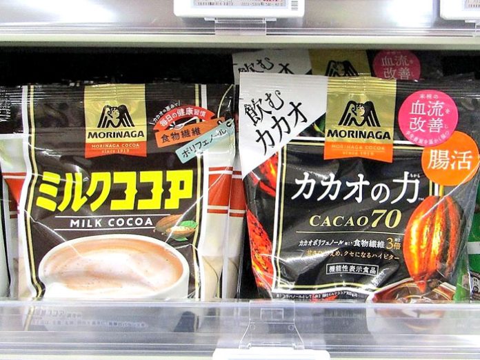 「森永ミルクココア」㊧と「カカオの力〈CACAO70〉」