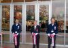 川野澄人社長らが出席した開店セレモニー